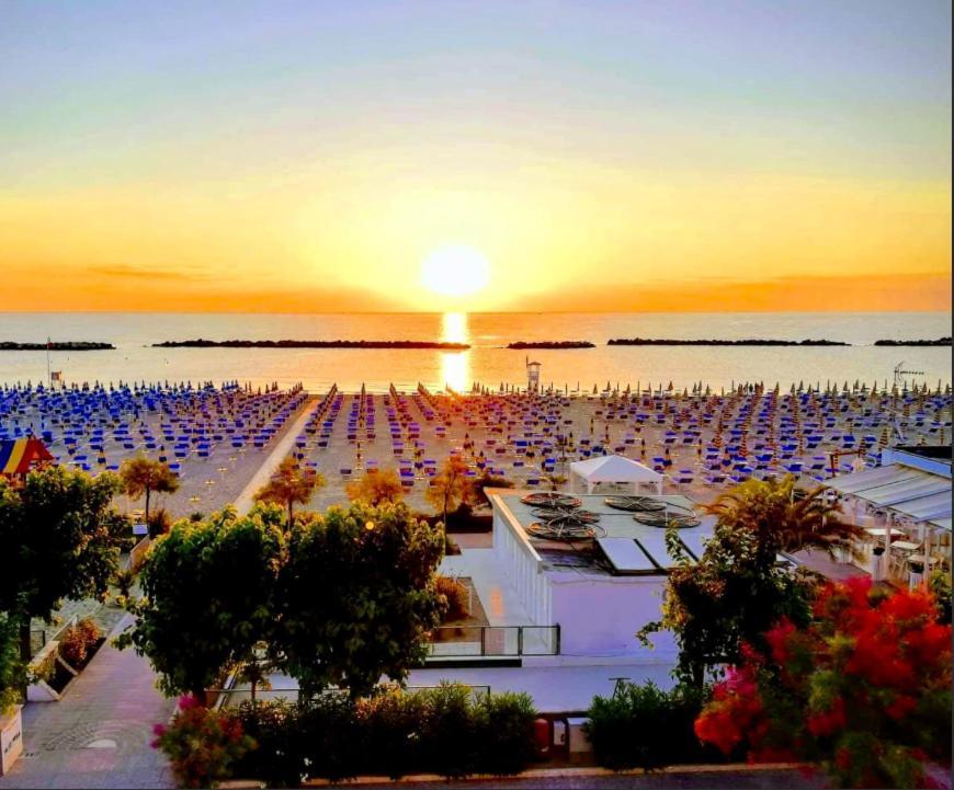 Hotel Napoleon San Mauro Mare 外观 照片