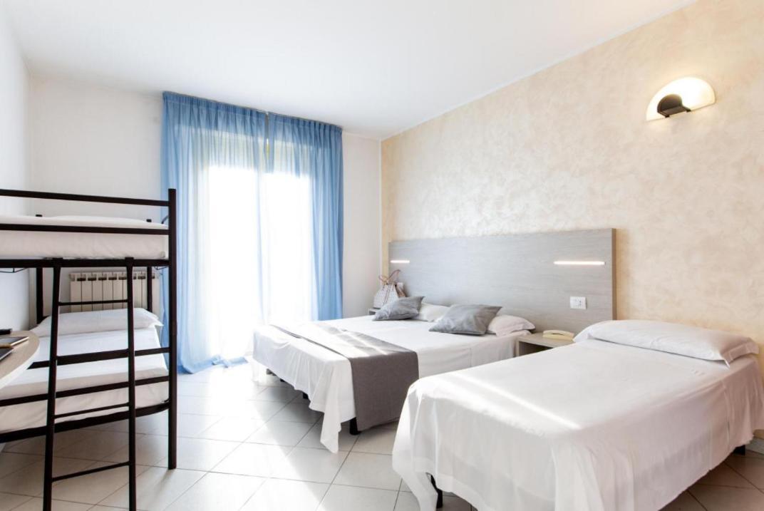 Hotel Napoleon San Mauro Mare 外观 照片